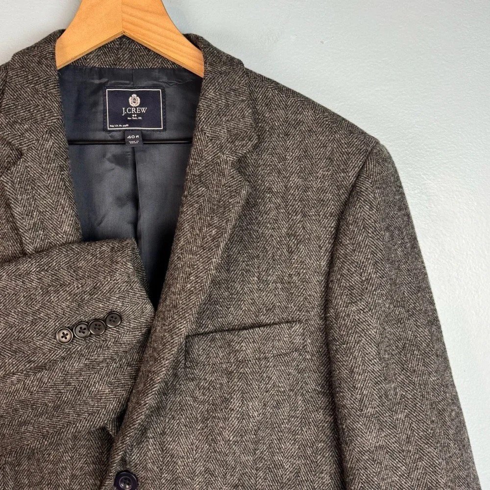 J. Crew Men 40R Gray Herringbone Wool Blend Three Button Tweed Blazer Sport Coat